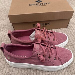 NWB Sperry Rose Color Sneakers